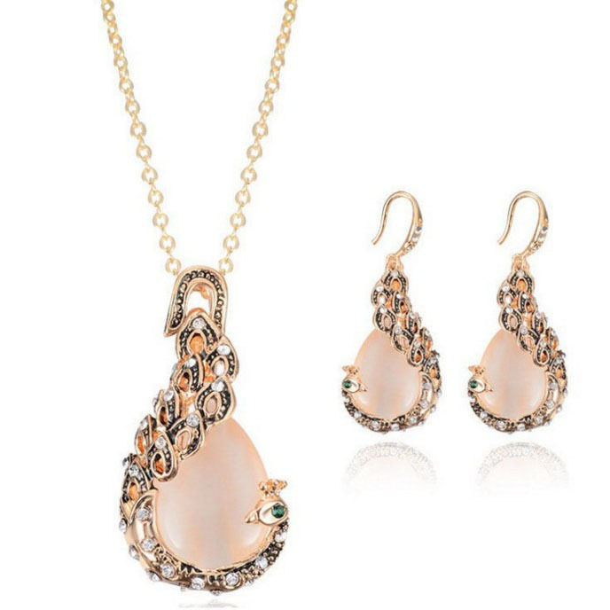 Cross-border exclusive for Europe and the United States new jewelry retro water drop necklace earrings two-piece set with diamond Peacock Opal set