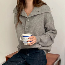 纯色翻领纽扣设计针织衫套头女2025秋冬新款休闲纯色宽松毛衣外穿