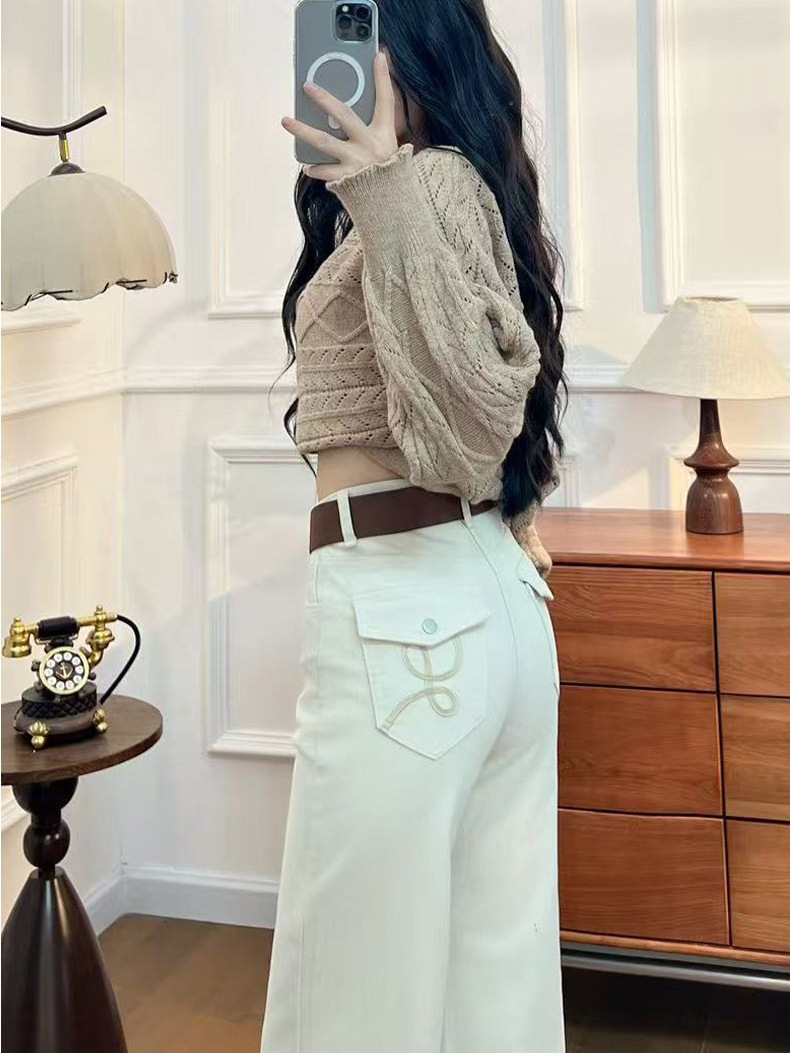 Women's High-rise White Embroidered Flared Jeans Boho Style Spring_voghion.com