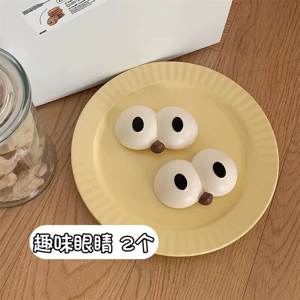 Big-eye accessory