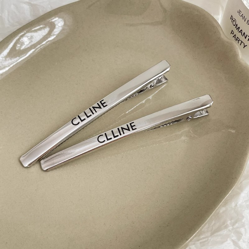 Versión coreana de otoño y invierno lateral de alto grado temperamento frío viento fría clips para el cabello de las mujeres red clips bordes rojos clips una palabra clips bb al por mayor