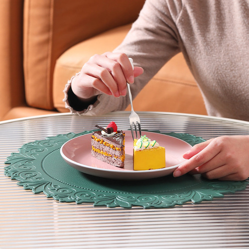 Korean retro embossed lace silicone placemats, bowl mats, tea coasters, anti-scalding mats, pot mats, plate mats, Nordic heat insulation