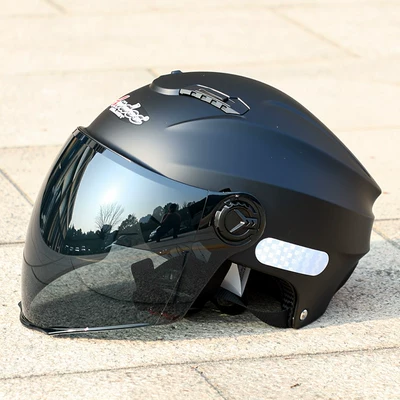 Unisex, All-Season Safety Helmet — Motosiklet kaskı (dəbilqə) - matt-black-single-lens-sun-protection-glasses-one-size-fits-all