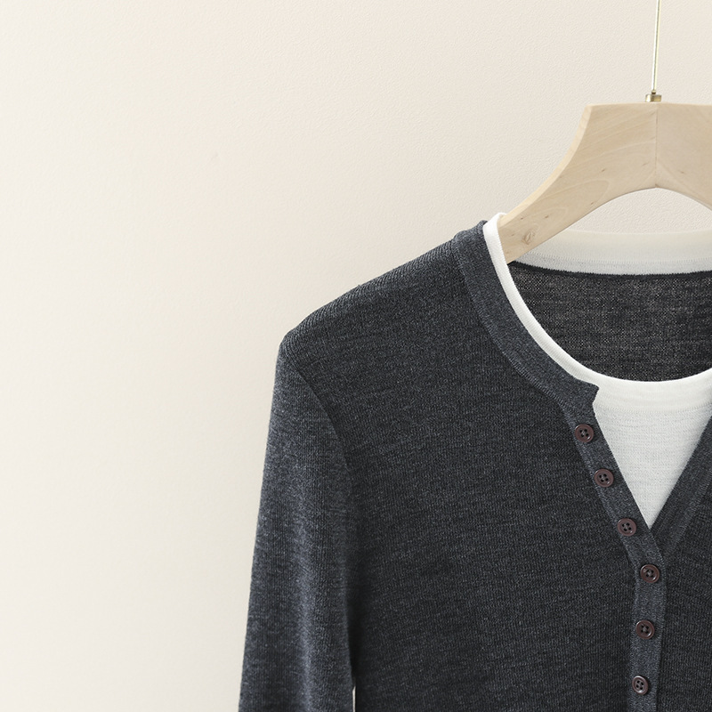 New Fake Two-Piece Knitwear 100% Sheep Wool Contrasting Color Knitwear Bottoming Knitwear Casual Work Clothing Versatile Top for Women