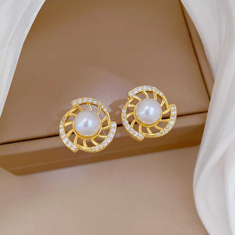 Necklace Earrings Set Light Luxury Rotating Pearl Full Diamond Personality Temperament Banquet Earrings Item Group_voghion.com