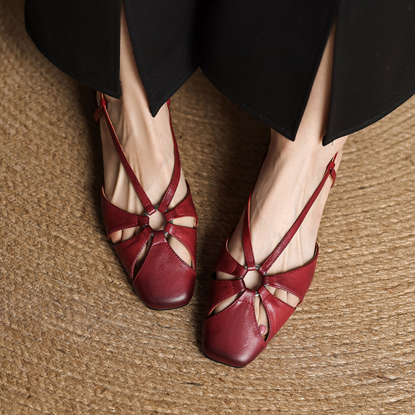 Sandal nữ quai ngang mũi nhọn phong cách vintage, gót thấp 3 cm — đen