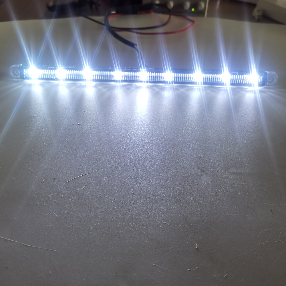 Luz DE TRABAJO LED Luz de marcha atrás Luz de niebla Luz de camión Luz de ingeniería luz empotrada Luz de parachoques delantero Luz de horquilla Luz de playa