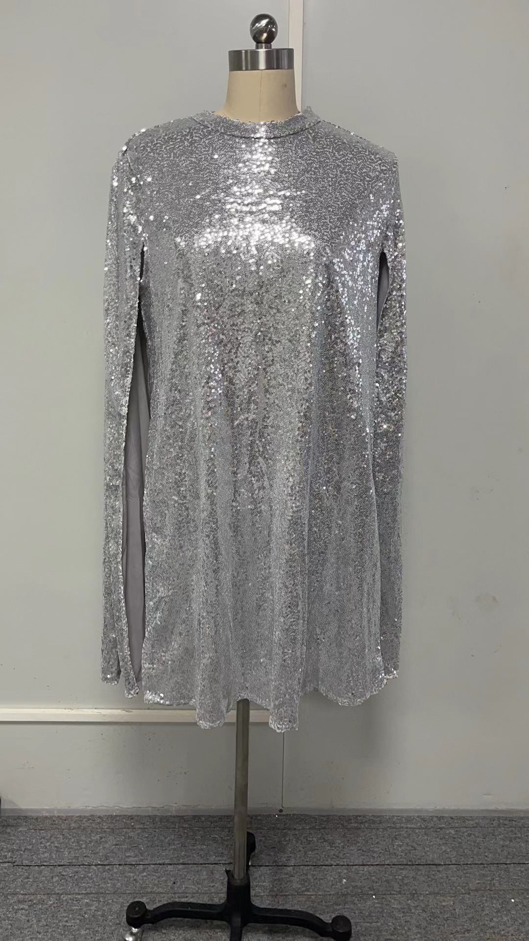 Women's long-sleeved slit dress_voghion.com