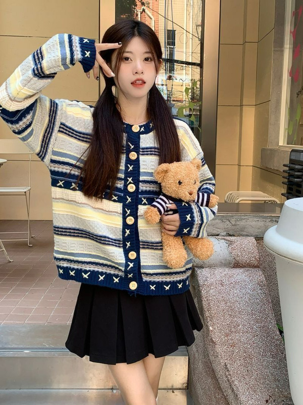 设计感小众宽松圆领单排扣针织衫海洋星重工氛围感毛衣外套开衫女|undefined