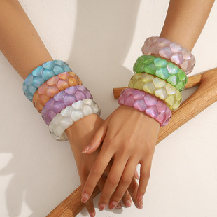 �W�����N���������F�����C �r�Џ͹ź��s��֬���|�ٴ��Ɍ�����Ů