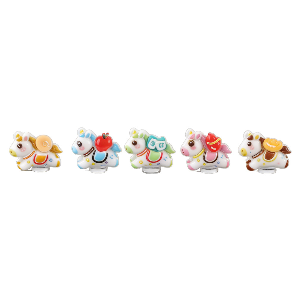 2026 nuevo automóvil caballo zodíaco mini adornos ricos ricos ponies decoración de consola central
