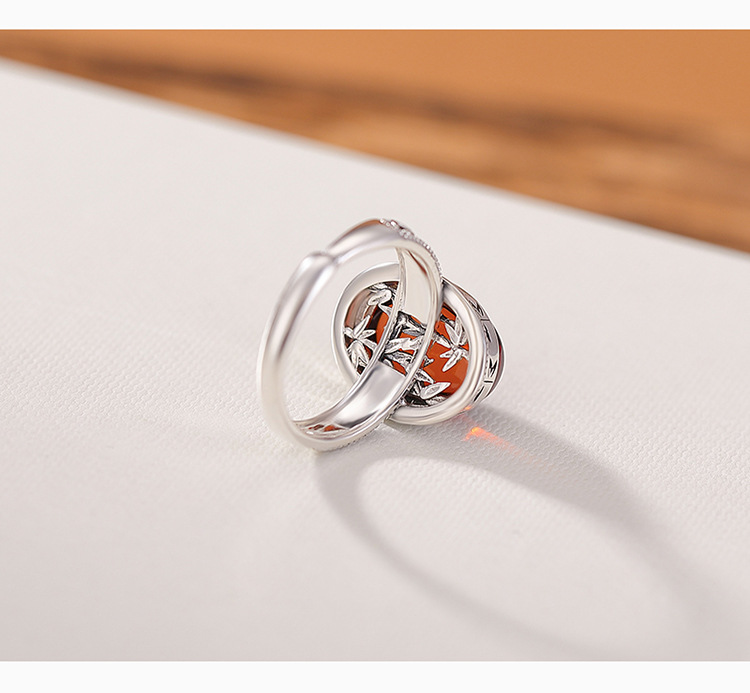 Nhẫn bạc S925 đính hổ phách đỏ phong cách vintage lá tre hình học cabochon mở điều chỉnh — Một mảnh chi tiết 2