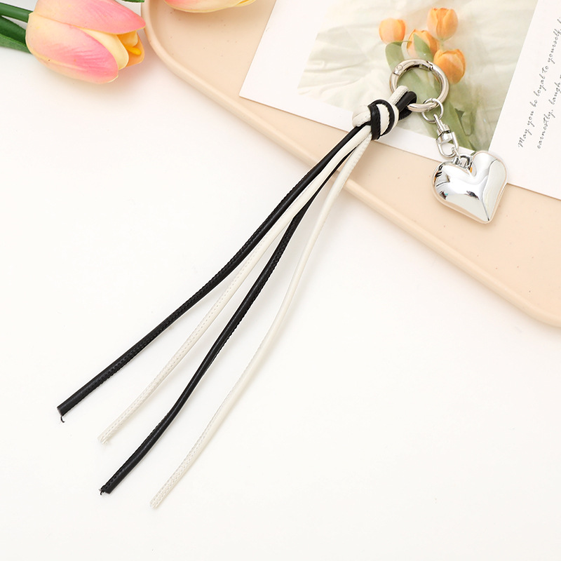 Nuevo tipo de cuerdas de cuero PU llavero colgante in bolsos de moda colgante cadena accesorios DIY tejido a mano