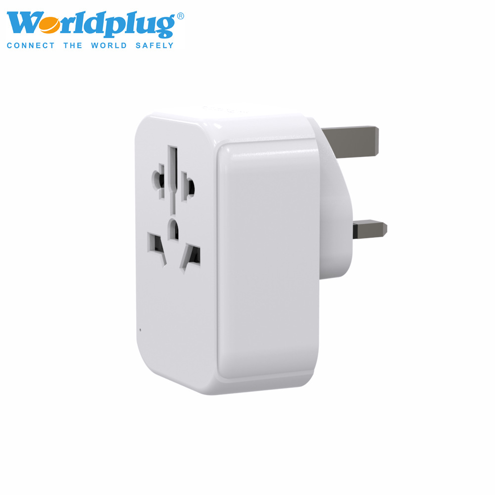 万能充电转换插头2.4A港版转换插头旅行插座无线通用充电转换插头