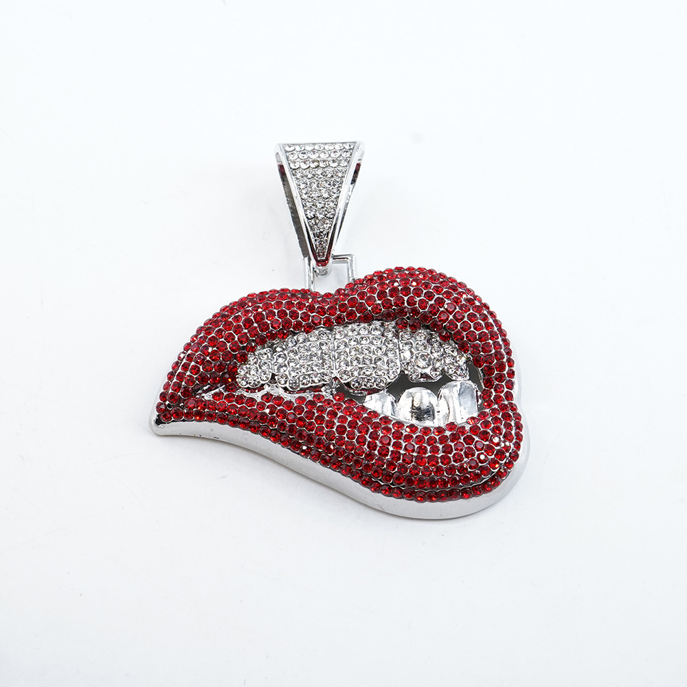 Diamantes de colores europeos y estadounidenses, labios de mordida sexy, colgante creativo de personalidad hip hop, collar de cadena cubana, exclusivo transfronterizo