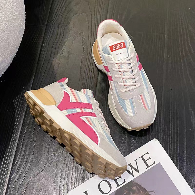 Nuevos zapatos de comercio exterior primavera grasa zapatos casuales de papá simple zapatos deportivos transpirables pequeños zapatos blancos al por mayor