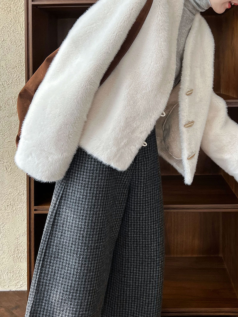 519C71F2-3179-4DB2-8ABA-51E093