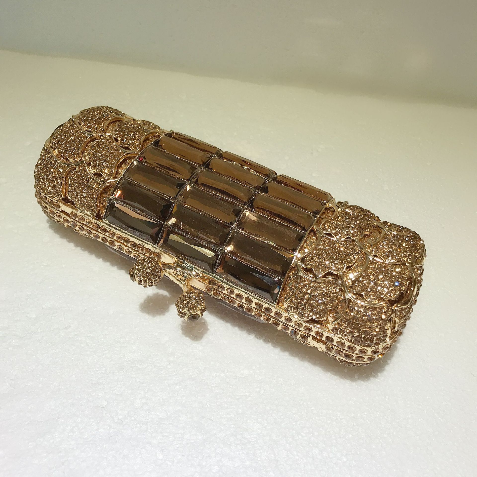 Túi clutch nữ đính đá vàng chanh dự tiệc cao cấp — vàng chi tiết 8
