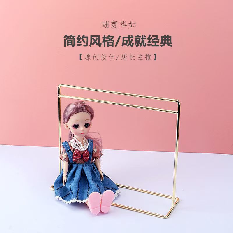 Kids' Clothes Hanger
