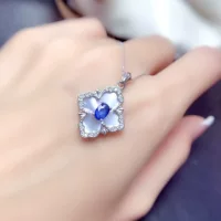 Оптовая продажа фабрики взрывы натурального сапфира кулон S925 Серебро инкрустированные Главный камень 4*6 продажа Европы и США поколение волос