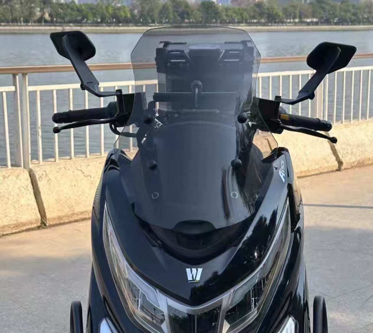 New Folding Motorcycle Rearview Mirror Modified Universal Flip-Up Wide-View Electric Vehicle Reflector Anti-Glare Mirror