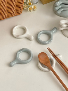 Ceramic Chopstick Holder Chopstick Holder Household Kitchen Chopstick Holder Chopstick Holder Creative Chopstick Holder with Storage Rack Cutlery Holder