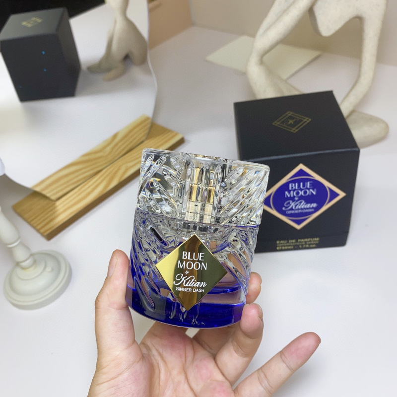 国境を越えたベトナムperfume対外貿易雪氷バラ天使の享受リンゴブランデーby kiian香水|undefined