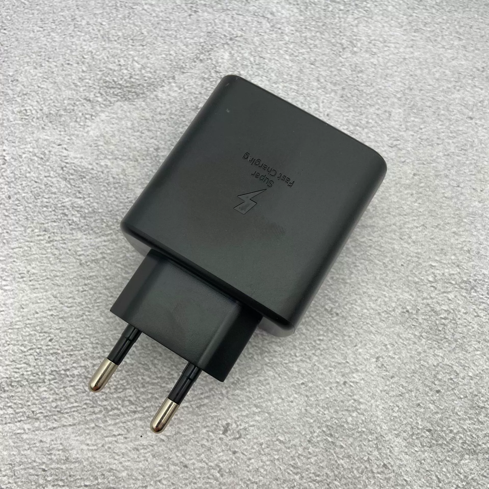 Подходит для Samsung S22S23 Быстрая зарядка 45W Британский регуляторный зарядное устройство PD Европейские нормы Быстрая зарядка зарядное устройство
