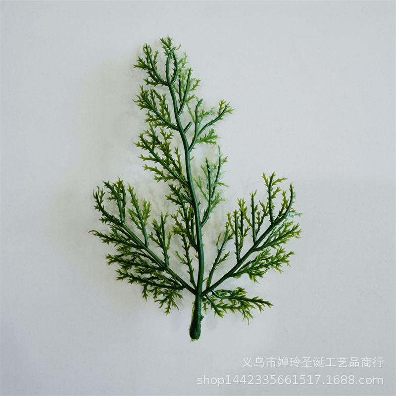 亚马逊货源仿真绿植松柏水草圣诞树藤条松枝配件塑料松柏叶枝PE叶|undefined