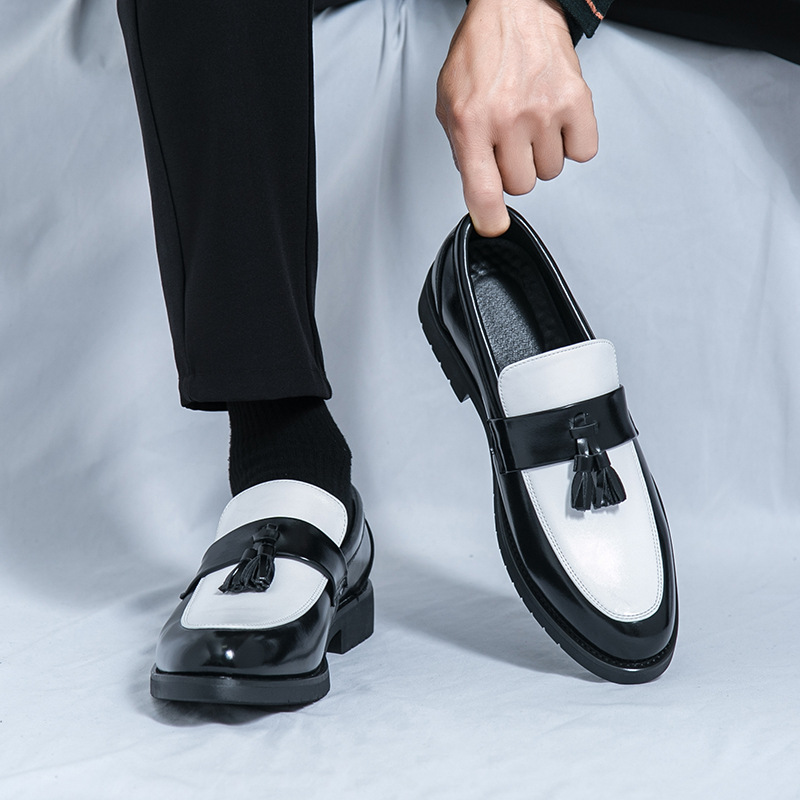 Cross-border tallas grandes 46 zapatos de vestir para hombre en blanco y negro con flecos zapatos de música casuales 2025 primavera y otoño zapatos de un solo pie británicos