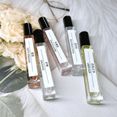 Cross-border delivery of women's perfume spray design floral and fruity 10ml long-lasting fragrance student girl roadside stall perfume
