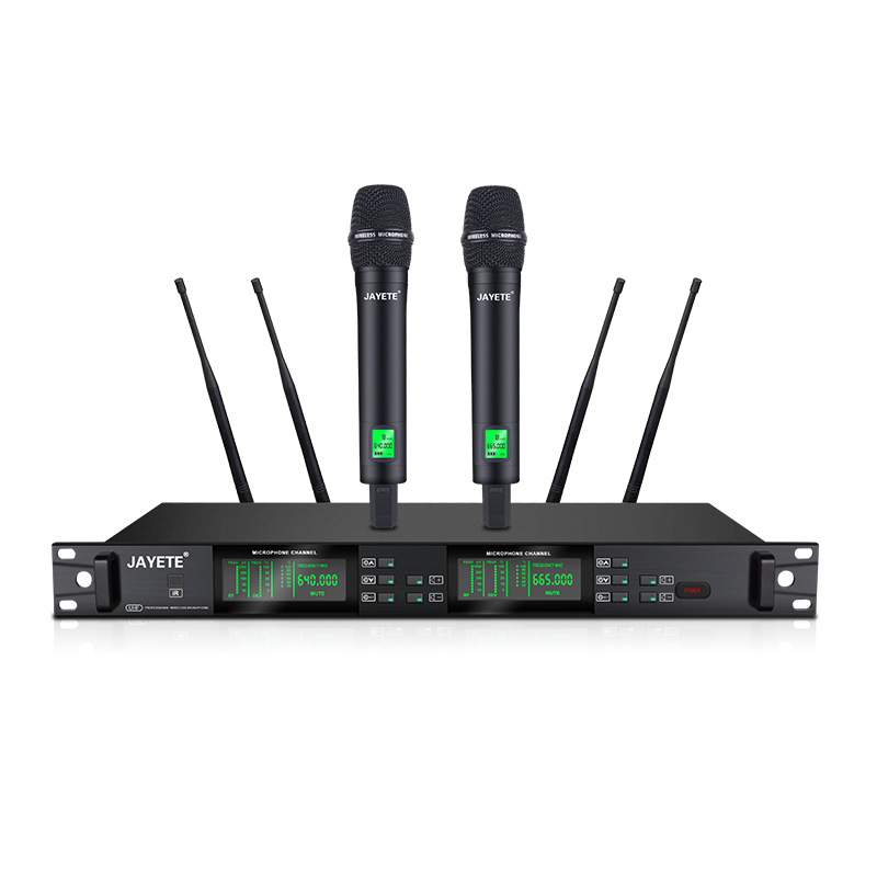 Wireless entertainment handheld microphone