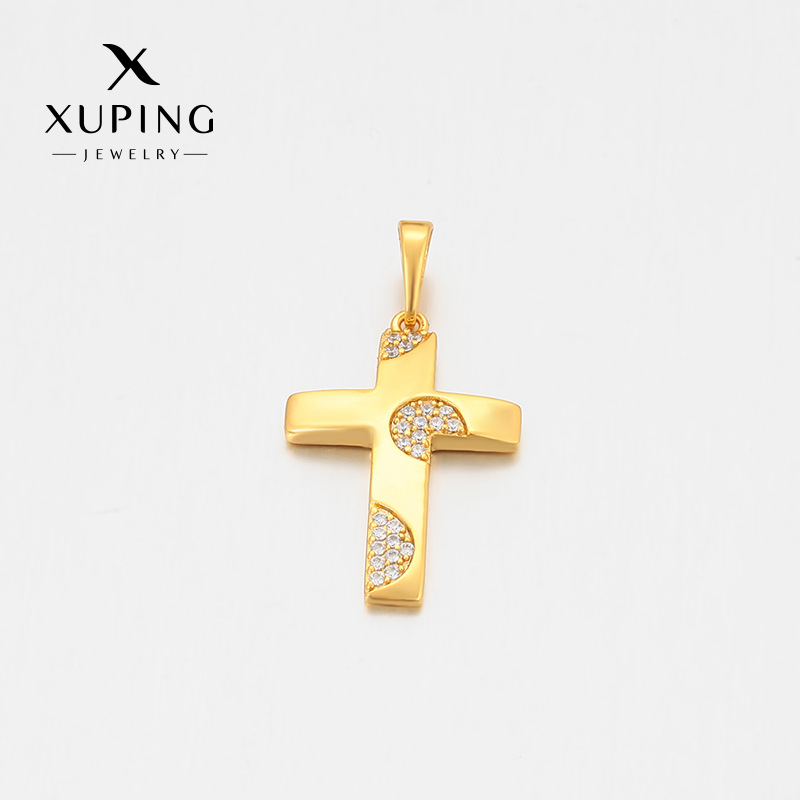 Xuping simple colgante de estilo europeo y americano aleación de cobre chapado 24k colgante de cruz de color oro ligeras joyas de lujo al por mayor