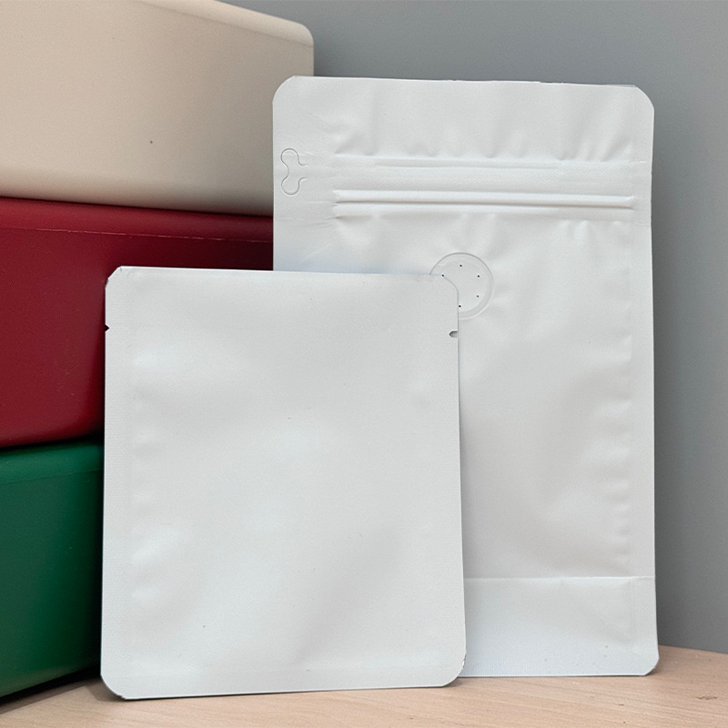 Bolsa de embalaje de granos de café sellada de ocho lados Bolsa de embalaje sellada de papel de aluminio al por mayor Válvula de escape Bolsa con cremallera lateral Bolsa de café personalizada
