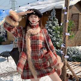 胖MM微胖红色格子加棉加厚大衣棉服外套女冬季2025年新款毛呢大衣