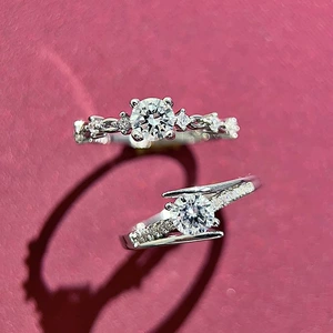 [爆款直播货源仿莫桑石50分戒指简约轻奢八心八箭求婚钻戒厂家批发]