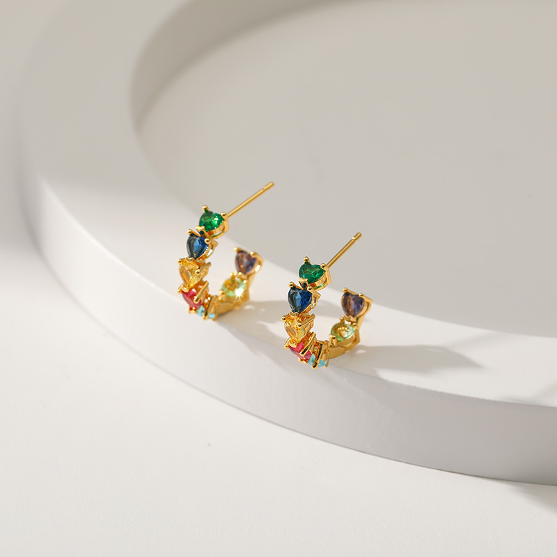 Retro C Shape Heart Shape Copper Inlay Zircon Ear Studs 1 Pair