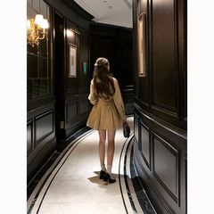 法式斗篷风衣减龄娃娃领外套秋季白色蝴蝶结蕾丝长袖衬衣两件套女