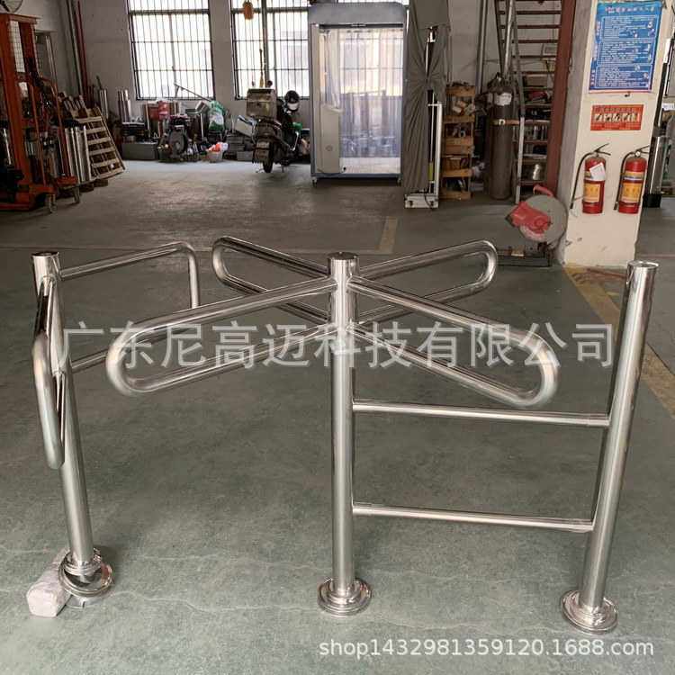 超市展览馆人员进出单项通道半高门闸游乐园出口十字旋转辊匝厂家