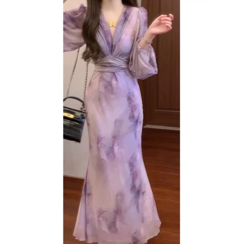 French-Style Pure Desire Gradient Cross-Neck Dress for Women, 2026 Spring and Autumn New Long Dress, Unique and Super Stylish Dress French-Style Pure Desire Gradient Cross-Neck Dress for Women, 2026 Spring and Autumn New Long Dress, Unique and Super Stylish Dress
