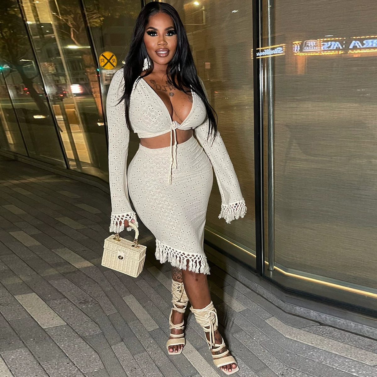 В наличии: Y2653 Новинка осенне-зимней коллекции 2025 года, европейско-американский стиль, женская одежда, осеннее сексуальное платье-халат с узлом и бахромой, комплект из двух предметов