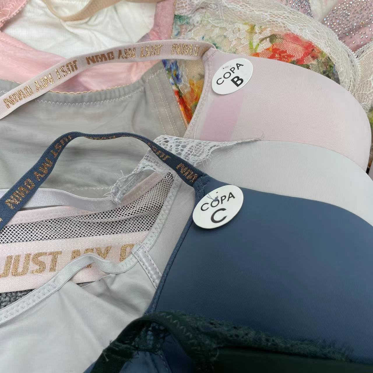 Miscelánea stock bajo precio liquidación de procesamiento defecto teñido sujetador más vendido ropa interior de comercio exterior al por mayor