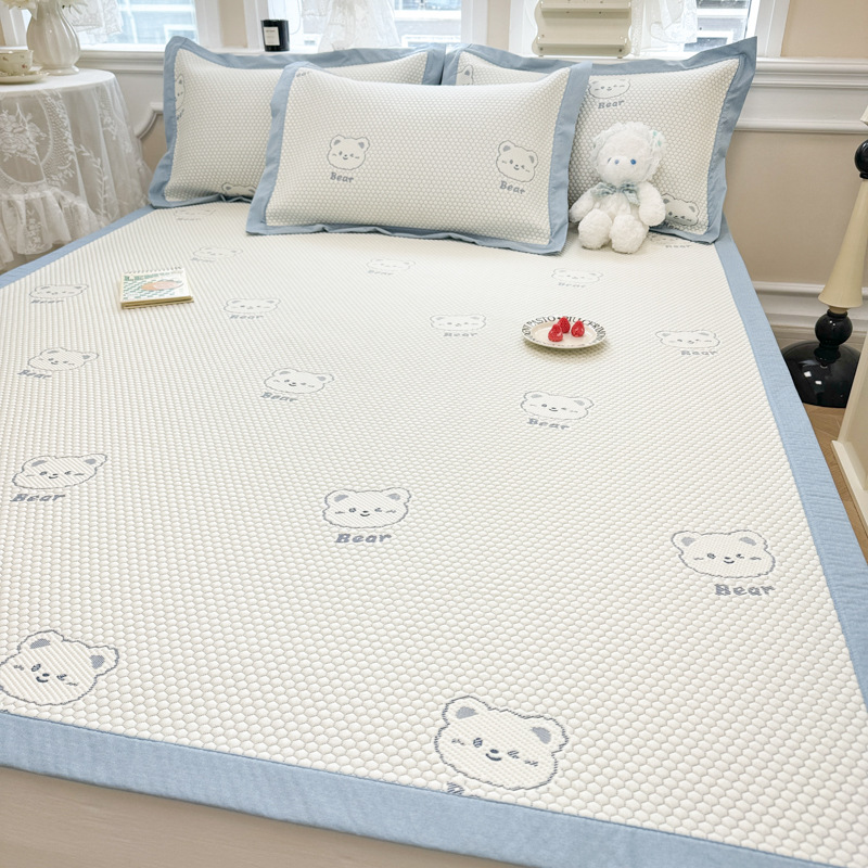 Class A Cartoon Summer Ice Shredded Bean Summer Mat 2025 New Tile Air Conditioning Mat Three-piece Set Machine Washable Mat