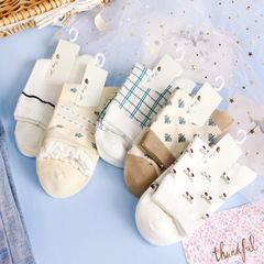 Autumn and winter cotton socks for women, mid-length Korean style sports socks for women, warm and casual, college style Japanese style stockings wholesale
