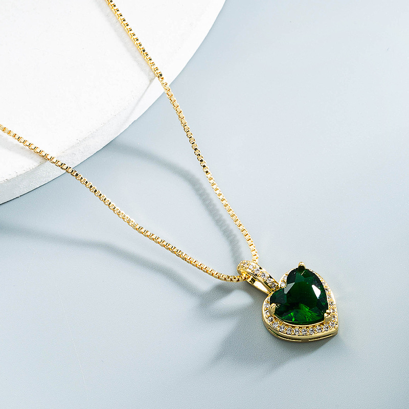 wholesale jewelry simple colorful crystal heart pendant copper necklace Nihaojewelrypicture6