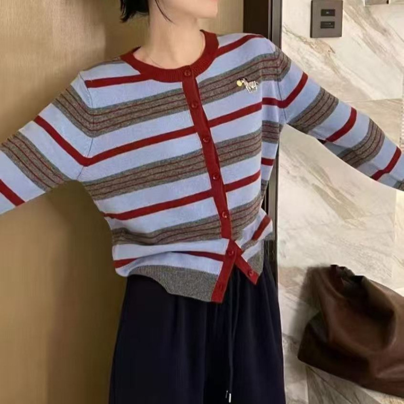 条纹刺绣针织开衫外套女秋季设计感小众毛衣软糯宽松短款长袖上衣|undefined