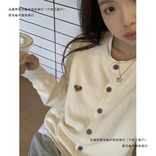 ᘿ��_���������С�ܸ�����̽��¿��L��ë��Ů2024���װ��]