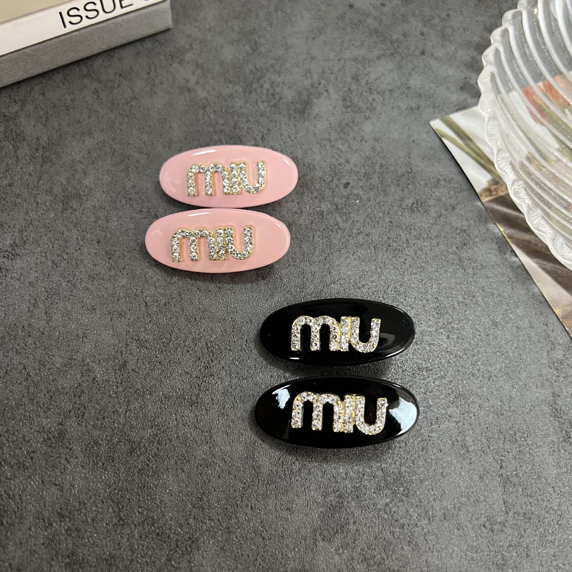 miumiu发夹2023新款韩式MIU刘海缪边夹女孩减龄发饰小巧可爱公主-阿里巴巴