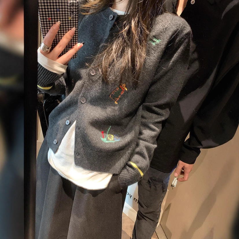 Korean Autumn and Winter New Style Embroidered Cartoon Long-Sleeved Round Neck Loose Knitted Cardigan Top Lazy Style Women's Sweater