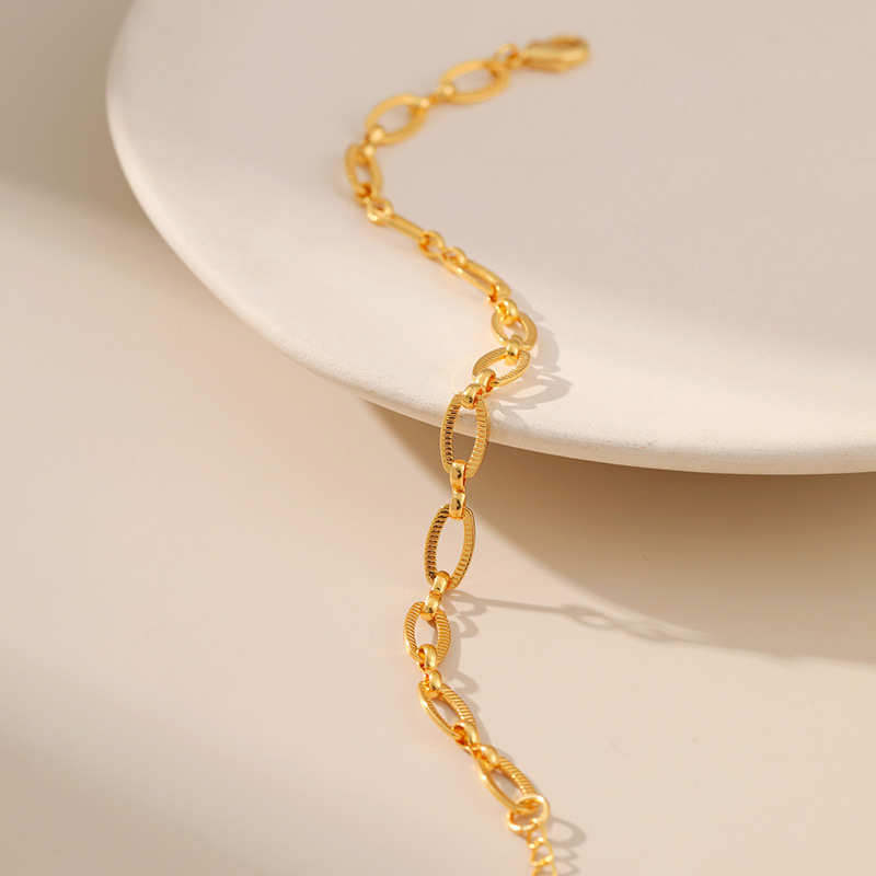 Simple Style Oval Solid Color Copper Plating Hollow Out Bracelets 1 Piece